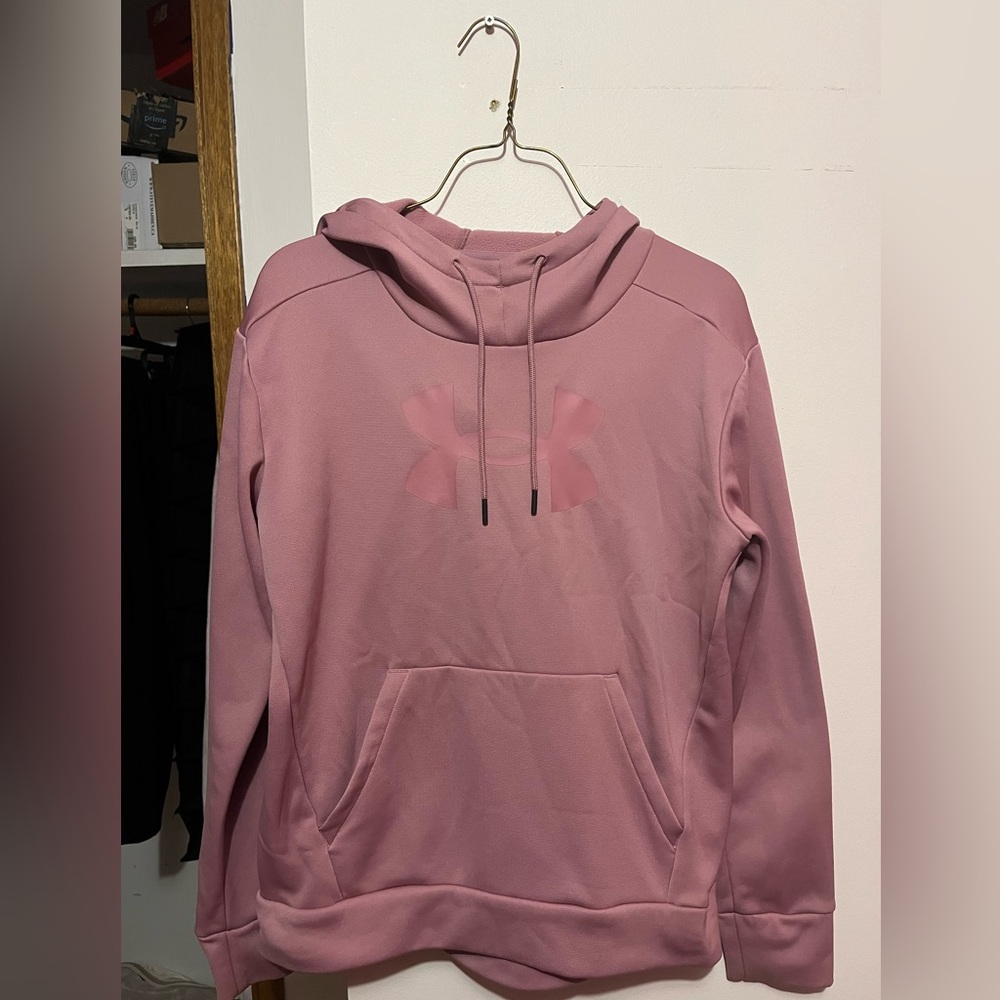 Under Armour hoodie
I’ve only worn a handful of times, like new condition